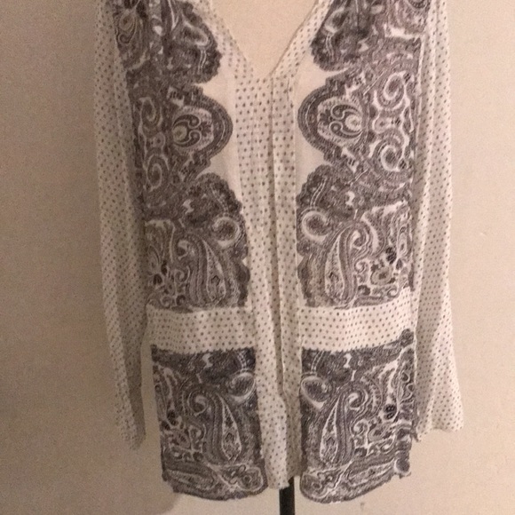 LUCKY BRAND bohemian v neck blouse. - Picture 3 of 6